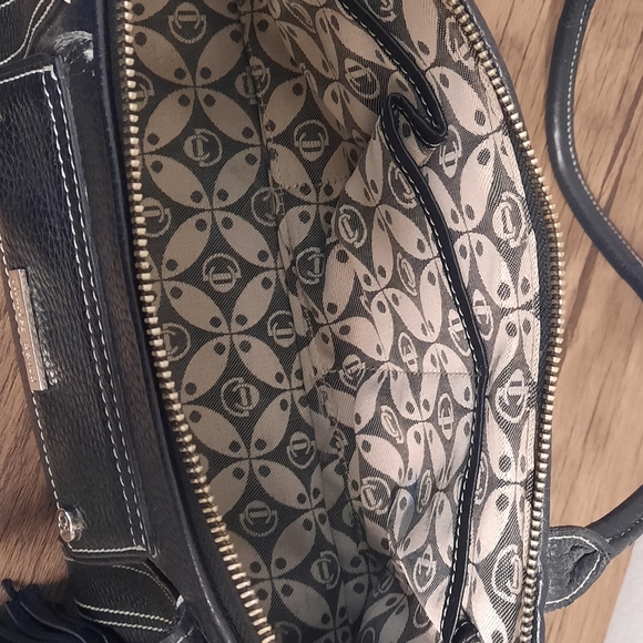 Charles David Handbag - Picture 5 of 8